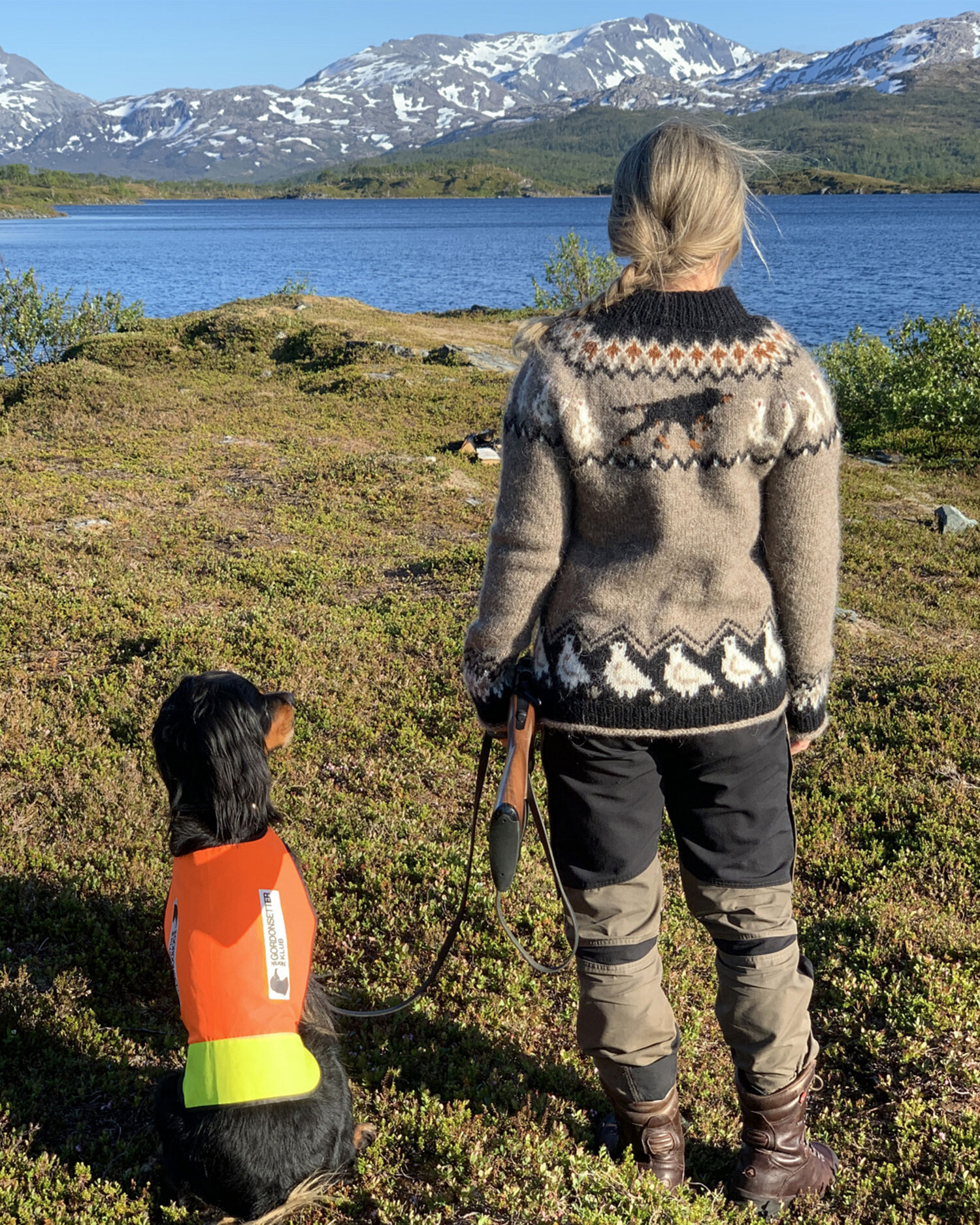 småviltgenser Småviltgenseren brun modell (høy hals) - Pudderpiken - Bilde 1